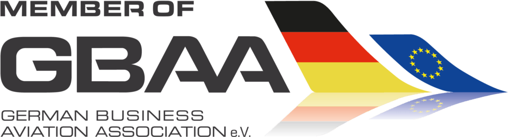 Logo mit Schriftzug "MEMBER OF GBAA", stilisierte Flugzeugflügel in deutscher und europäischer Flaggen-Optik, darunter "GERMAN BUSINESS AVIATION ASSOCIATION e.V."